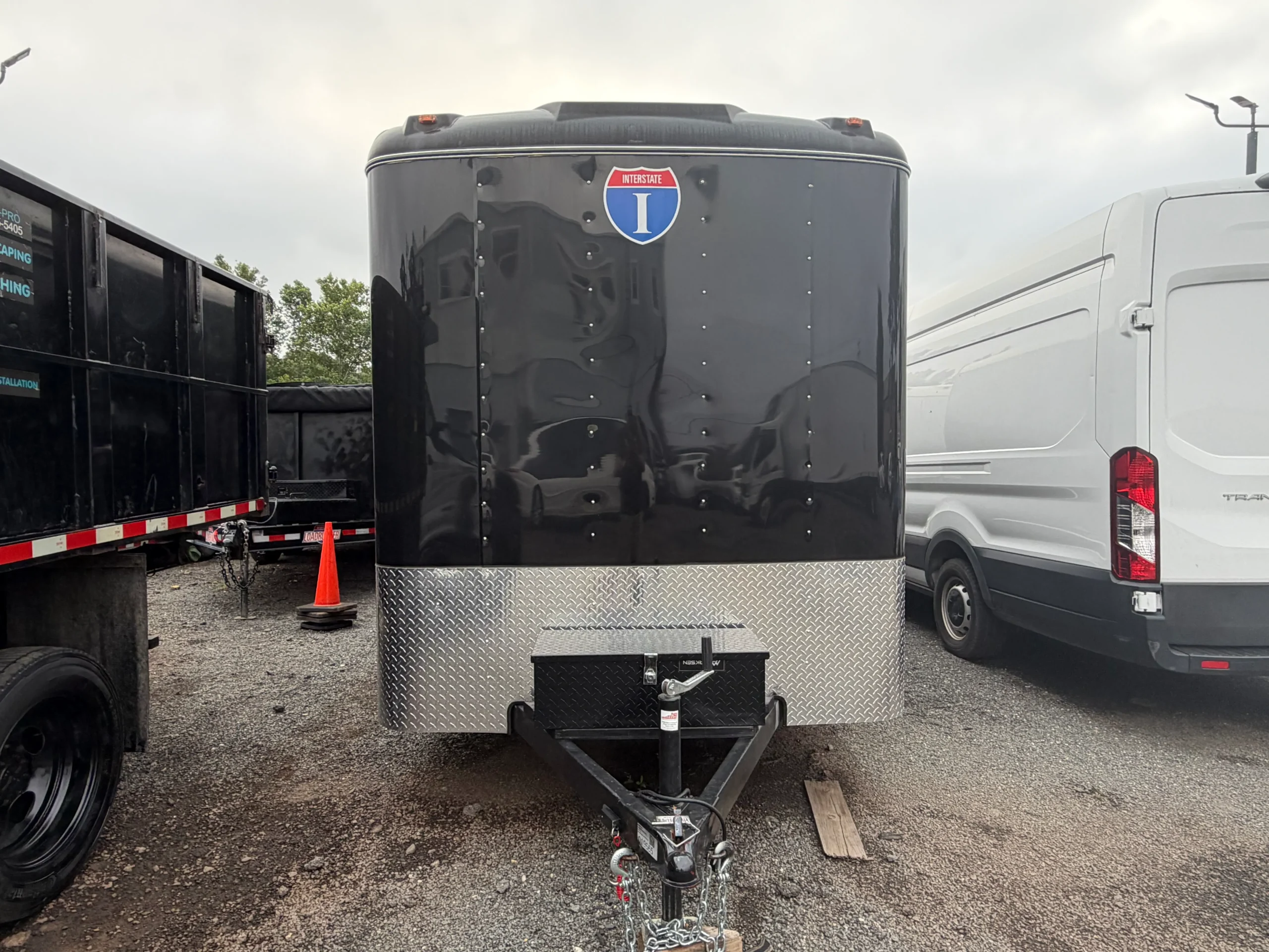BLS-PRO enclosed trailer exterior